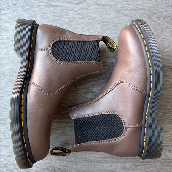 Dr. Martens 2976 YELLOW STITCH ARTIMUS CHELSEA BOOTS - Picture 3 of 6